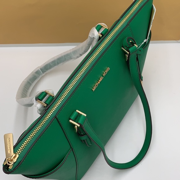 MICHAEL KORS CHARLOTTE LARGE TOP ZIP TOTE PALMETTO GREEN COLOR - Picture 14 of 16